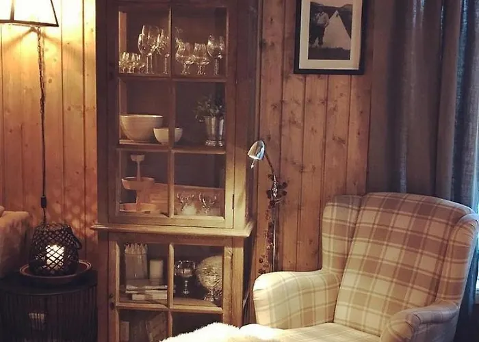 Log At The Foot Of Hallingskarvet Ferienhaus